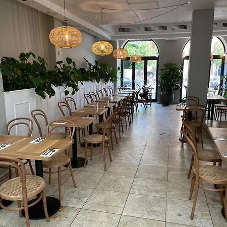 Hotel Alexandra 4*