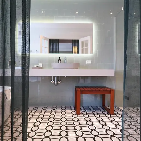 Hotel Alexandra 4*